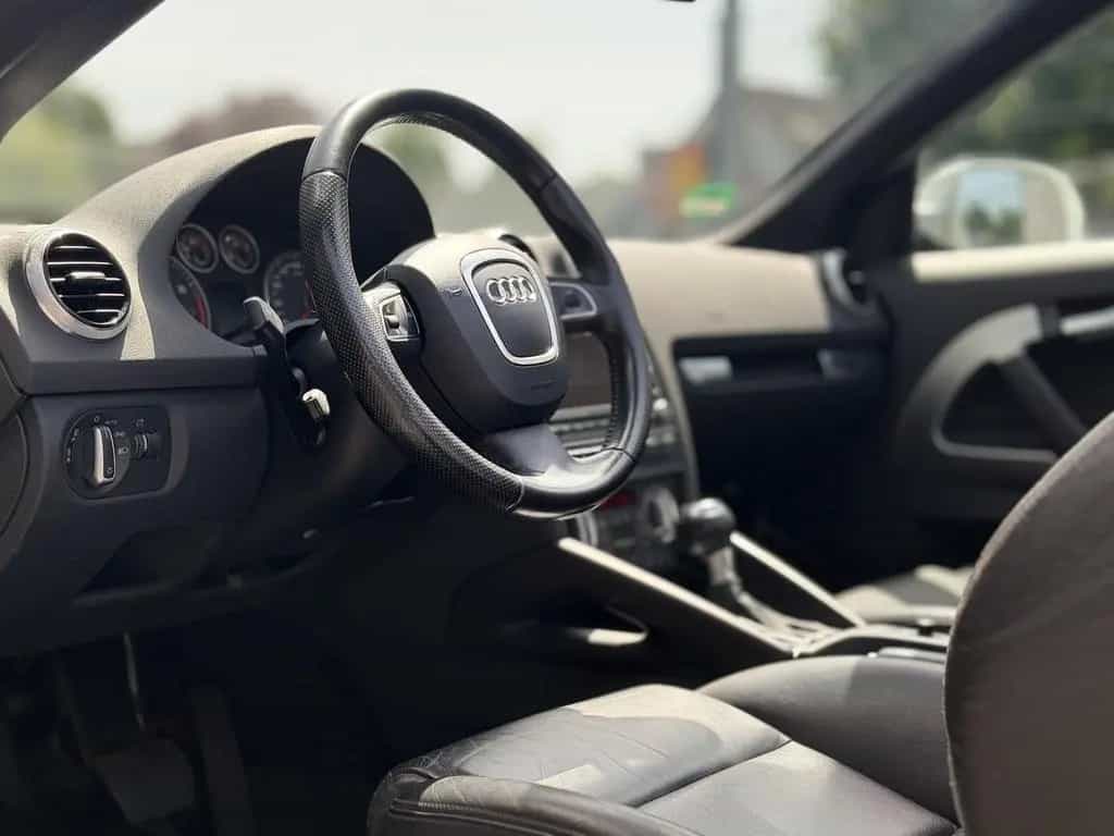 Audi A3 Ambition / Automatik / Leder / Navi / 2. Hd 05/2011-photo-13
