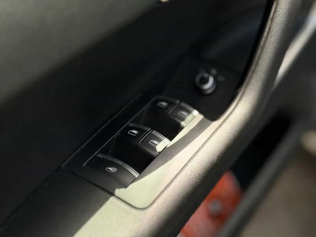 Audi A3 Ambition / Automatik / Leder / Navi / 2. Hd 05/2011-photo-17