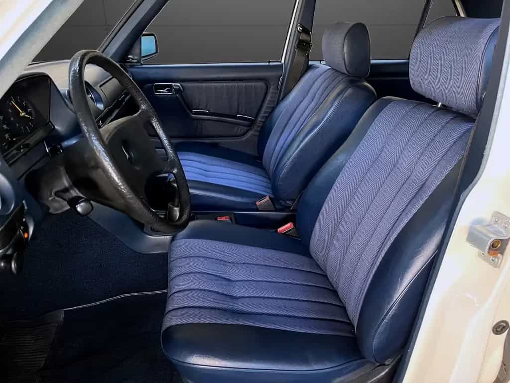 Mercedes-Benz 230 W123 06/1981-photo-8