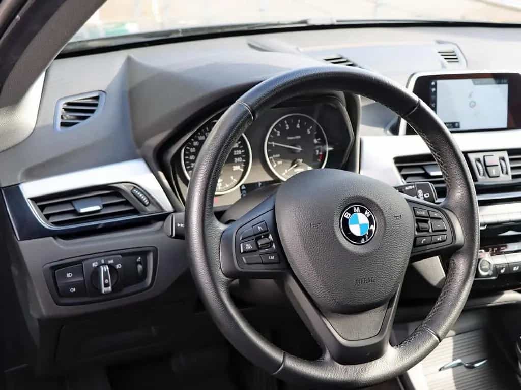 BMW X1 xDrive20i Automatik, Navigation, Sitzheizung, 01/2018-photo-13