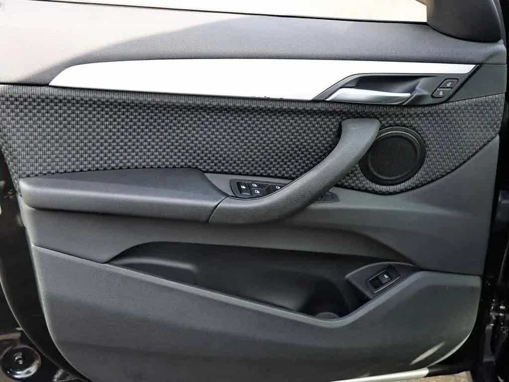 BMW X1 xDrive20i Automatik, Navigation, Sitzheizung, 01/2018-photo-14
