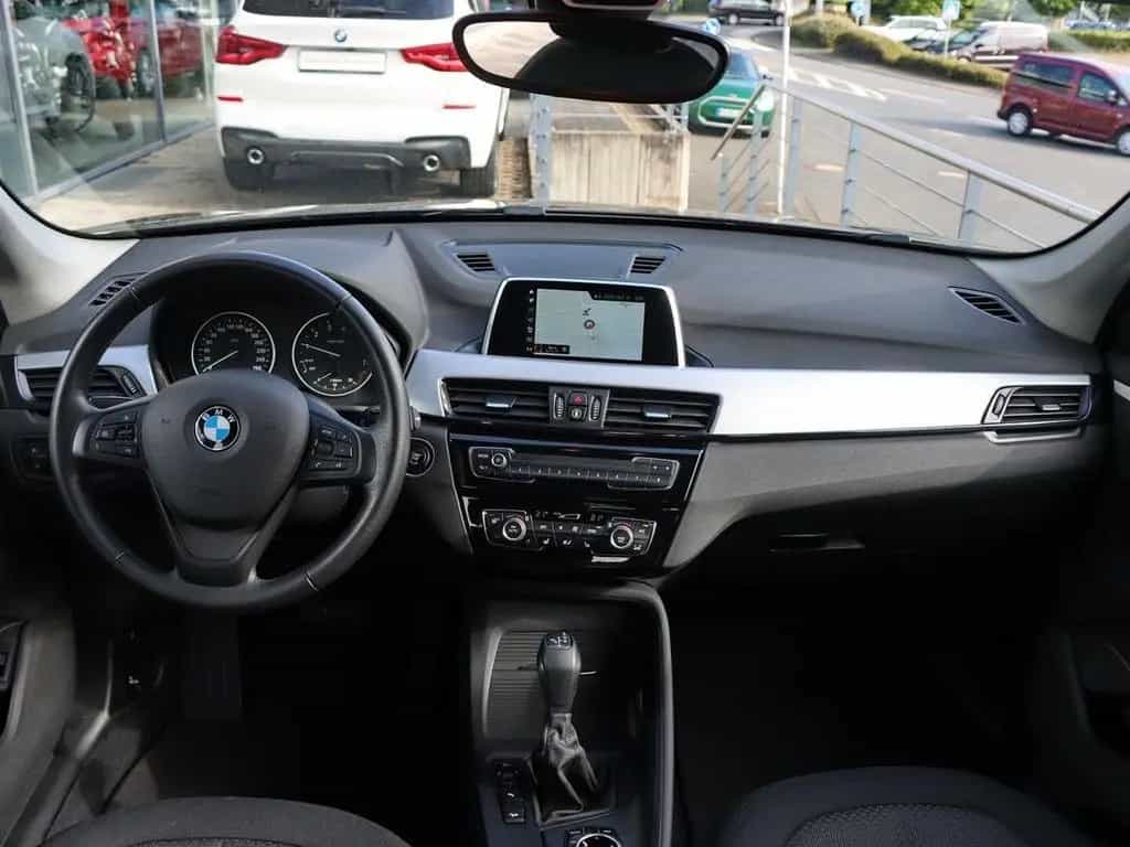 BMW X1 xDrive20i Automatik, Navigation, Sitzheizung, 01/2018-photo-7