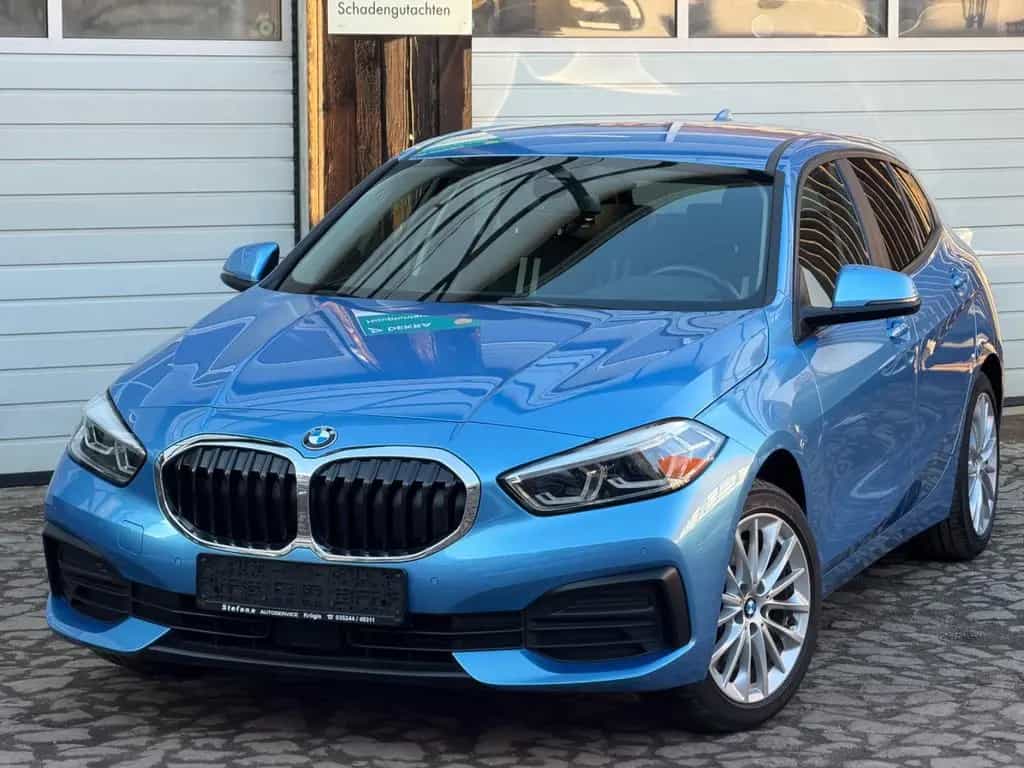 BMW 120 1 Limousine 120 d xDrive Advantage 03/2021-photo-1