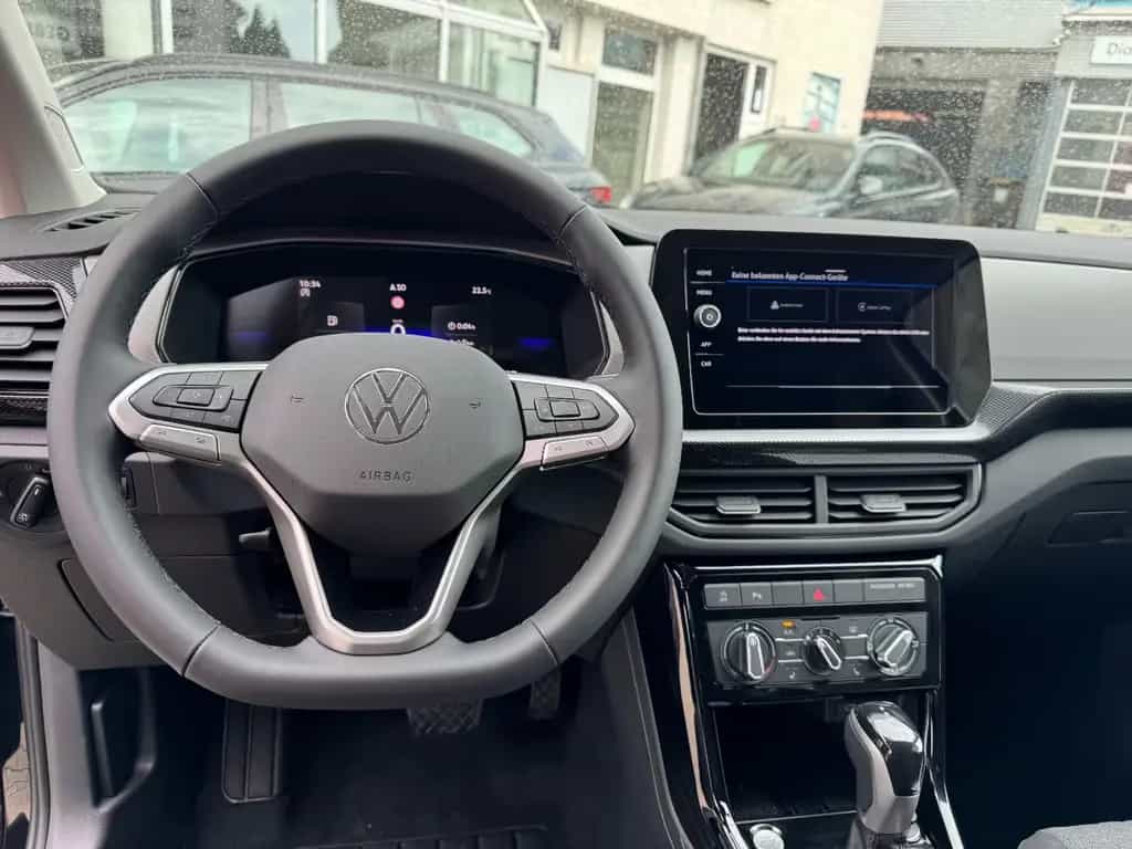 Volkswagen T-Cross Life 1.0 TSI DSG - AHK-Keyless-Kamera 10/2025-photo-1