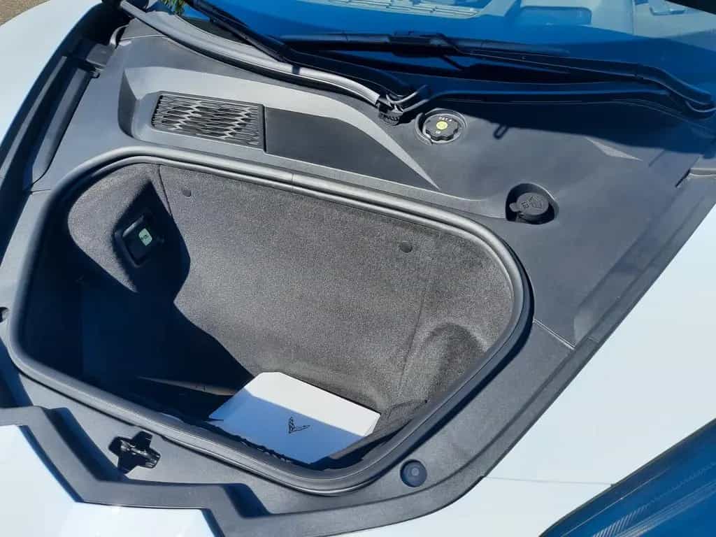 Corvette C8 10/2022-photo-8