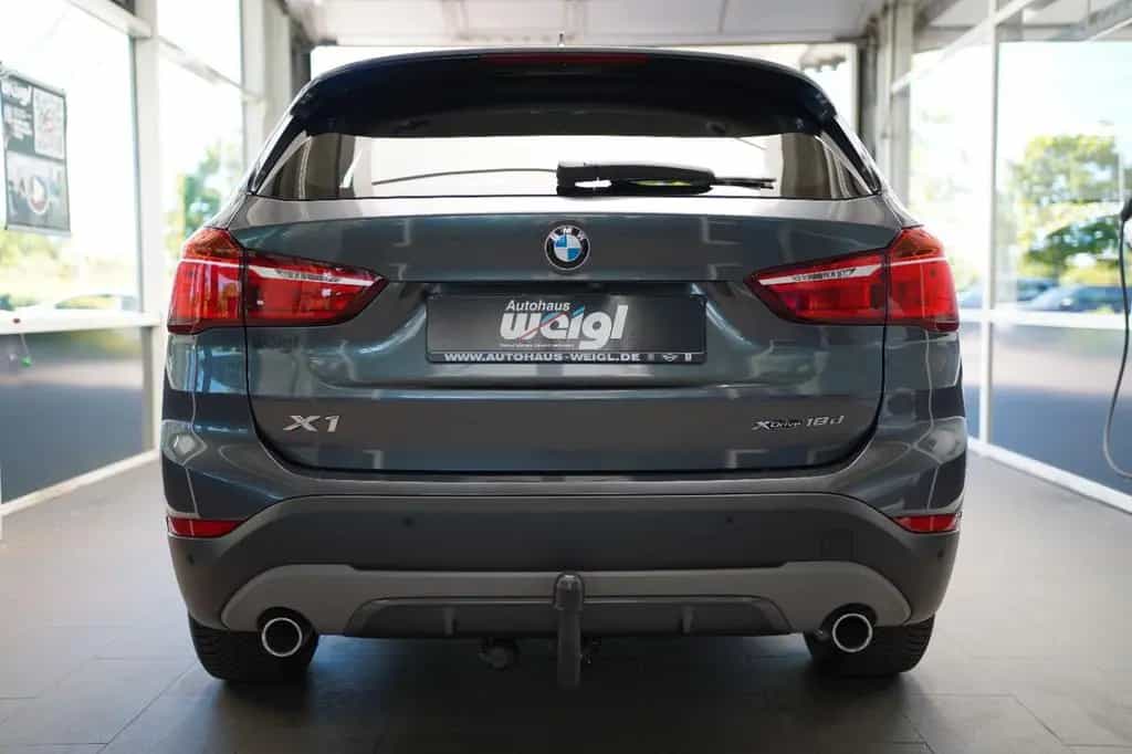 BMW X1 xDrive 18d Sport Line +AHK+Park-& Drivingassi 12/2018-photo-11
