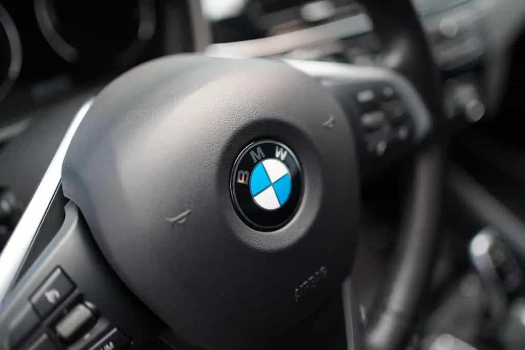 BMW X1 xDrive 18d Sport Line +AHK+Park-& Drivingassi 12/2018-photo-19