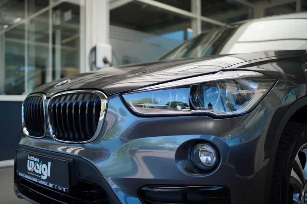 BMW X1 xDrive 18d Sport Line +AHK+Park-& Drivingassi 12/2018-photo-5
