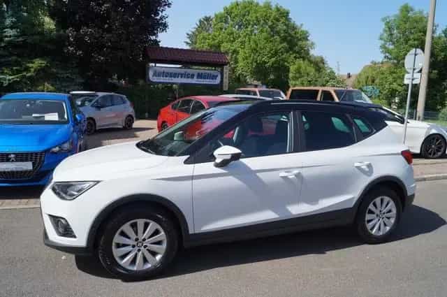 Seat Arona CarPlay-Kamera-Totw.-Navi-PDC-Sitzh.-uvm. 03/2021-photo-1