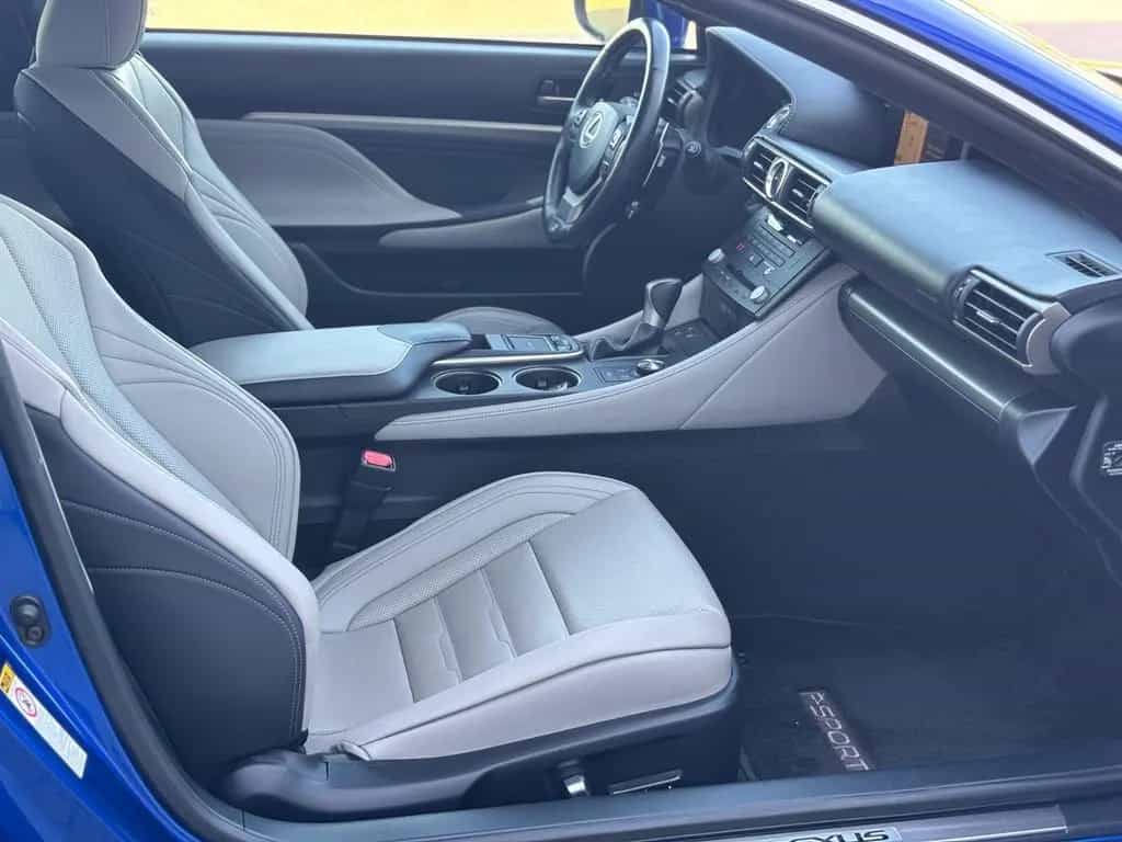 Lexus RC 200 t F Sport *deutsches Fahrzeug* 12/2015-photo-19