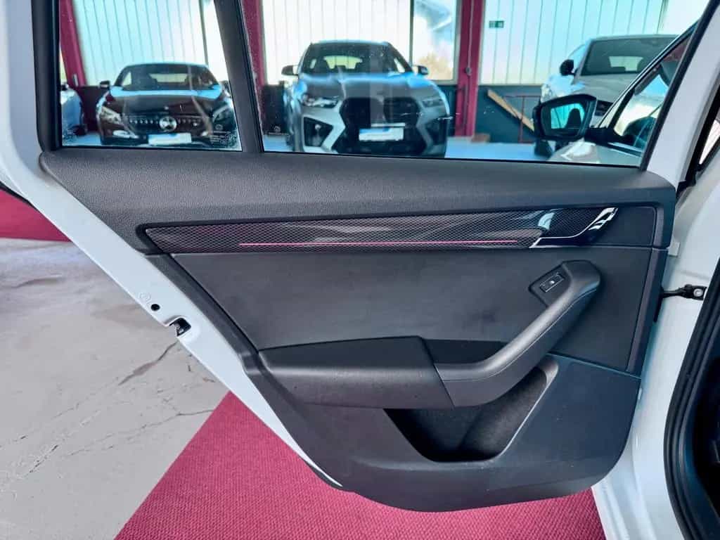 Skoda Octavia Combi RS Pano ACC Kamera AHK 10/2018-photo-27