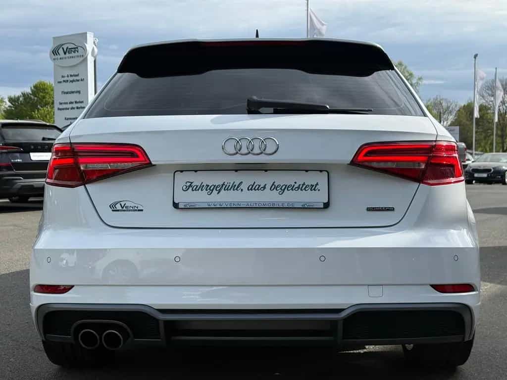 Audi A3 2.0 TFSI Quattro*Xenon*Navi*Automatik*SHZ*PDC 07/2019-photo-5