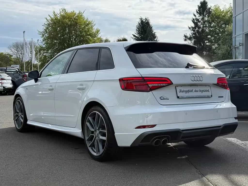 Audi A3 2.0 TFSI Quattro*Xenon*Navi*Automatik*SHZ*PDC 07/2019-photo-6