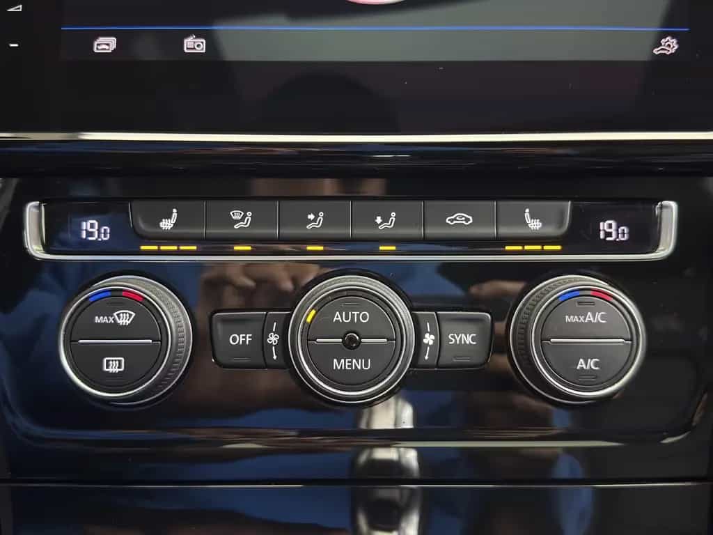 Volkswagen Golf R|No-OPF|Akrapovic|Pano|Virtual|DCC|DYNAU| 09/2017-photo-21