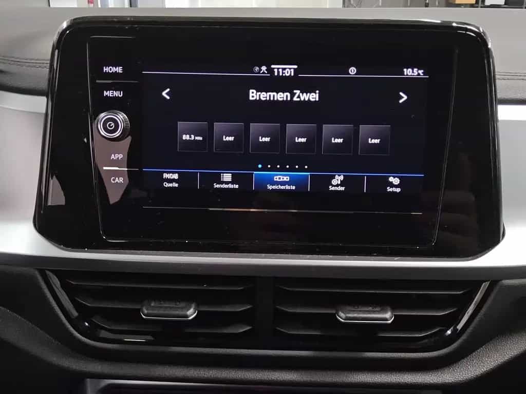 Volkswagen T-Roc 1.0 TSI Life LED DC PDC Shz DAB+ 04/2025-photo-6