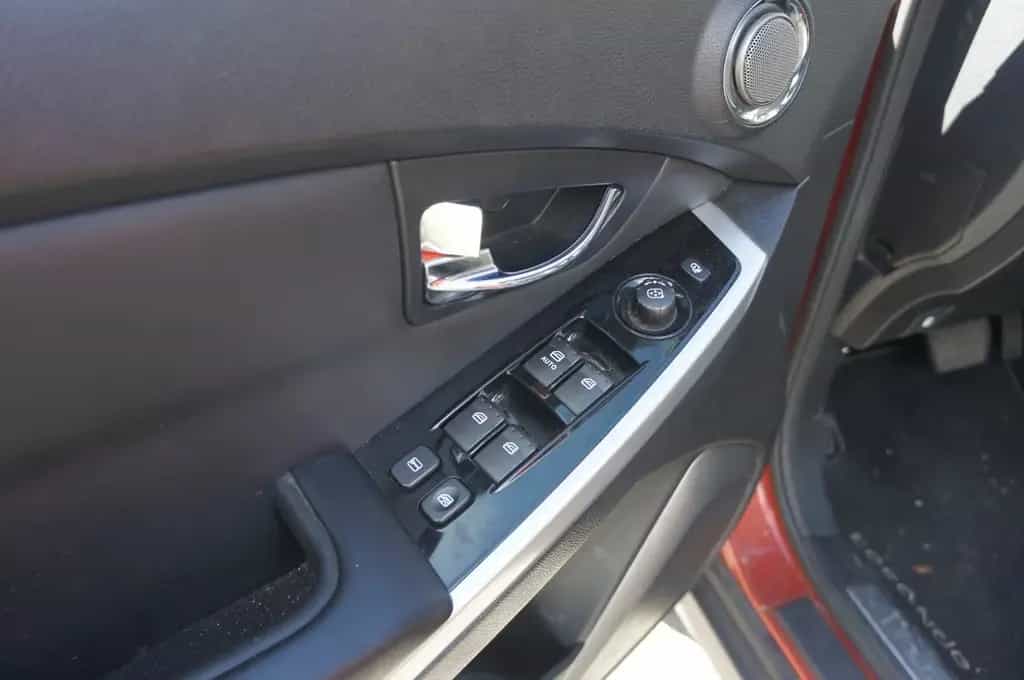 Ssangyong Korando Quartz 4x4 02/2014-photo-10