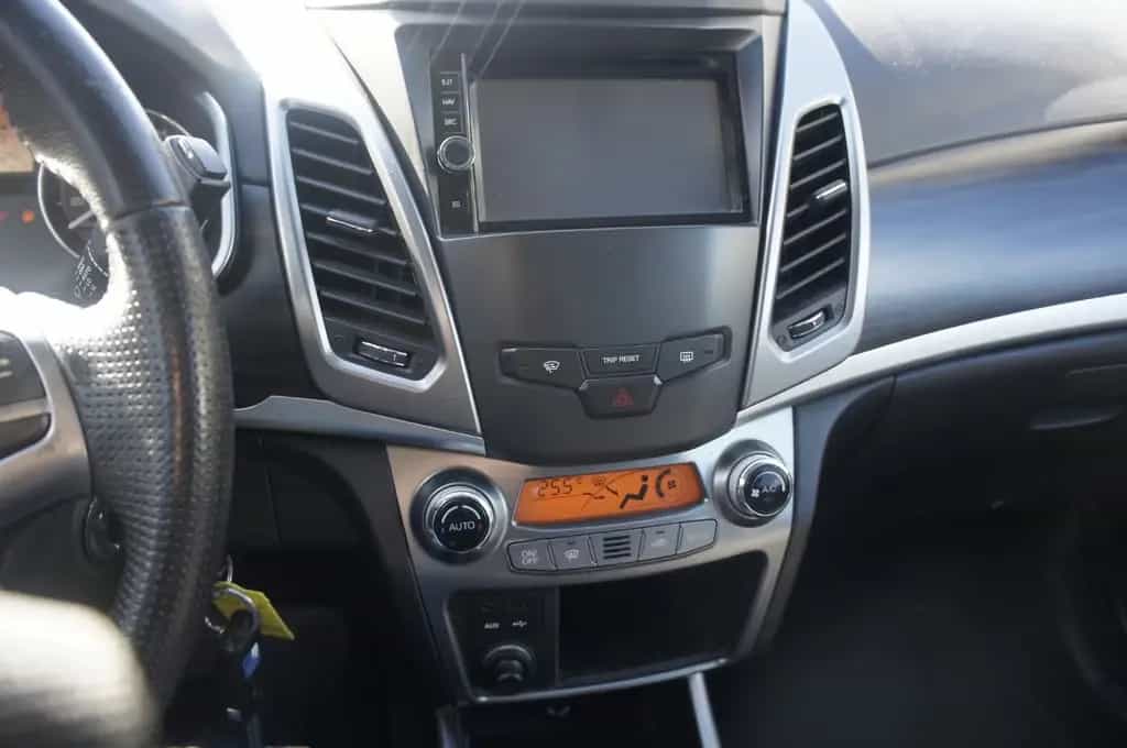 Ssangyong Korando Quartz 4x4 02/2014-photo-13