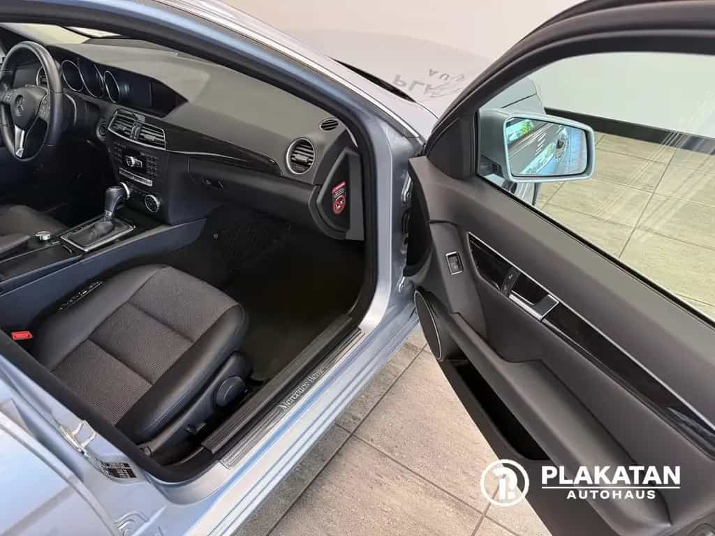 Mercedes-Benz C 350 CDI Navi Tempomat Bi-Xenon MB-Service 07/2013-photo-12