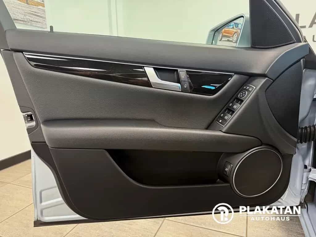Mercedes-Benz C 350 CDI Navi Tempomat Bi-Xenon MB-Service 07/2013-photo-16