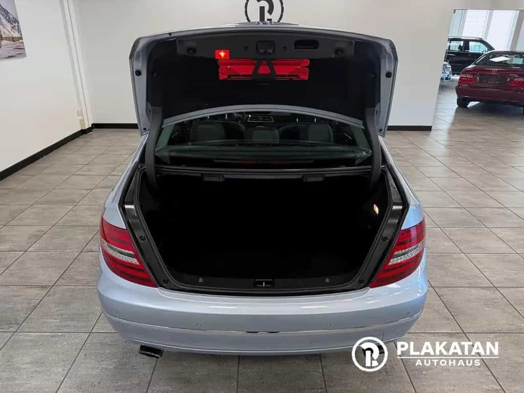 Mercedes-Benz C 350 CDI Navi Tempomat Bi-Xenon MB-Service 07/2013-photo-41