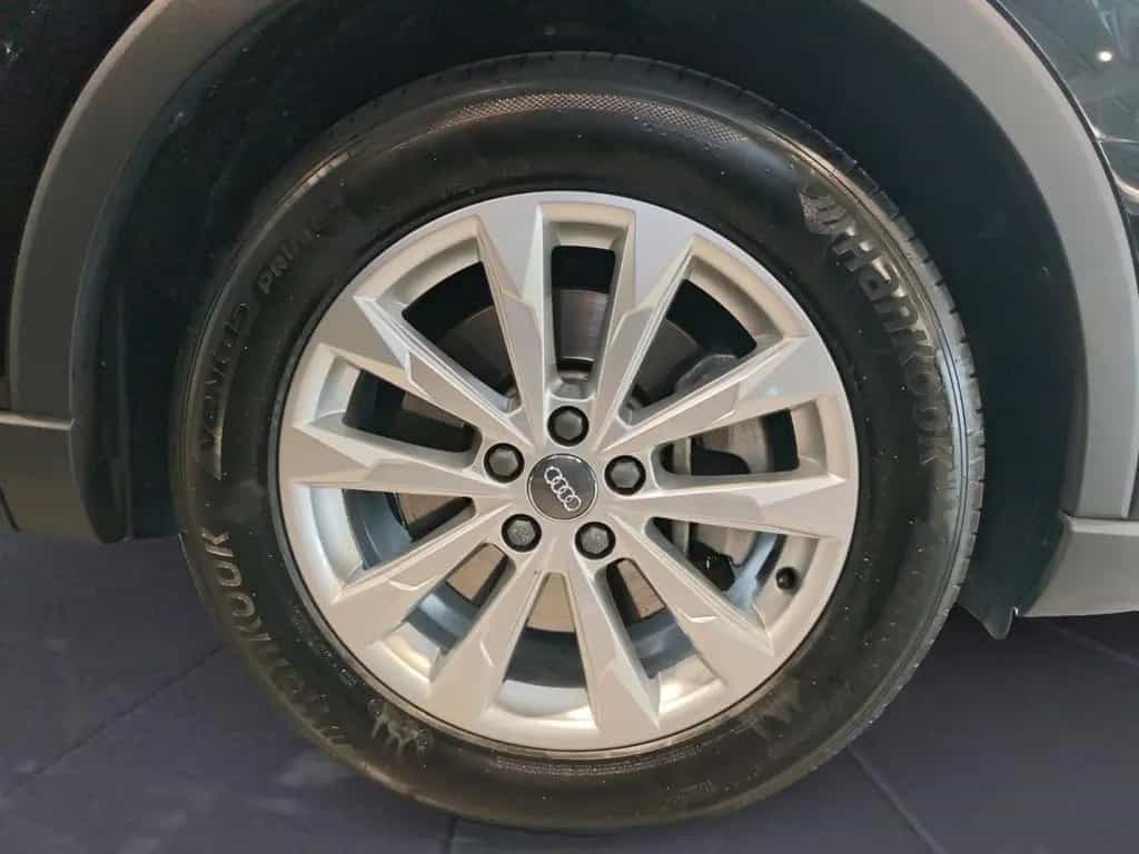 Audi Q3 40 TFSI quattro S tronic LED Connectivity Led 03/2019-photo-11