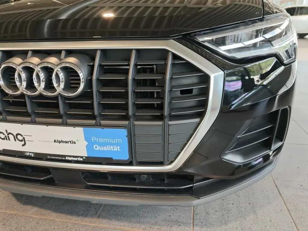 Audi Q3 40 TFSI quattro S tronic LED Connectivity Led 03/2019-photo-12