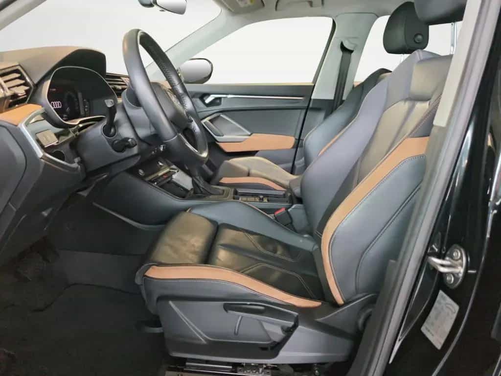 Audi Q3 40 TFSI quattro S tronic LED Connectivity Led 03/2019-photo-7