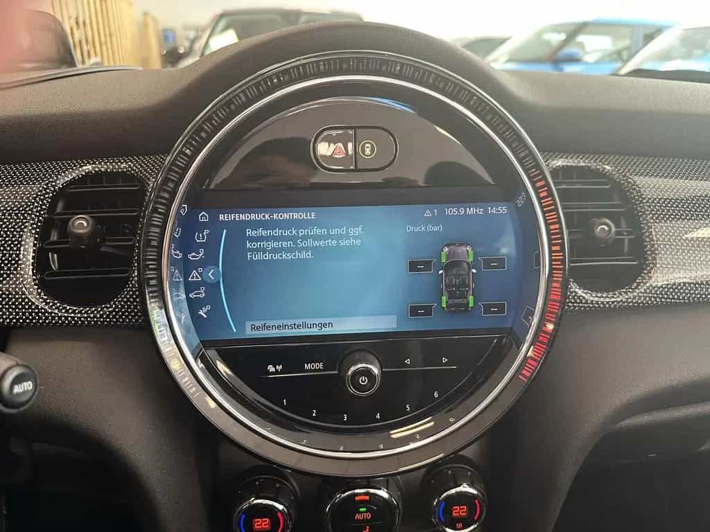 MINI Cooper S Cabrio JCW ACC SHZ LED Leder R.Cam 06/2021-photo-16