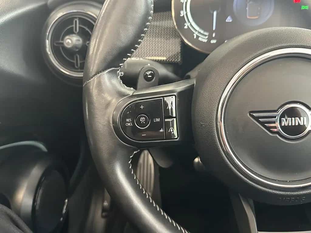 MINI Cooper S Cabrio JCW ACC SHZ LED Leder R.Cam 06/2021-photo-22