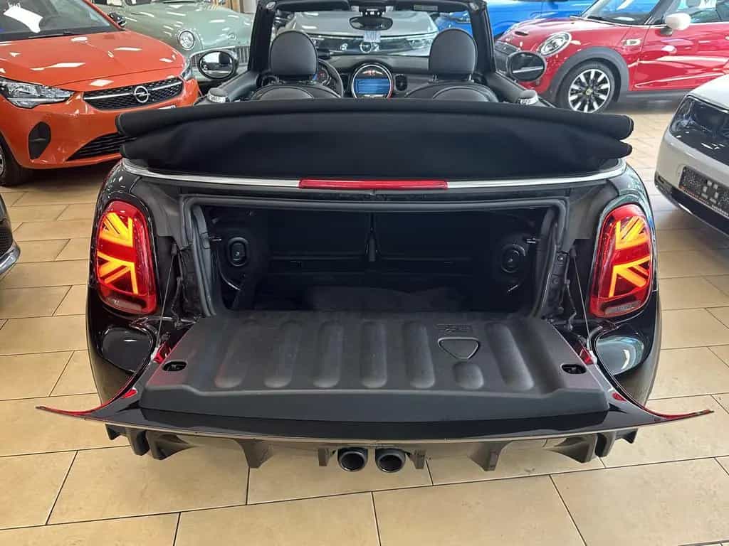 MINI Cooper S Cabrio JCW ACC SHZ LED Leder R.Cam 06/2021-photo-6