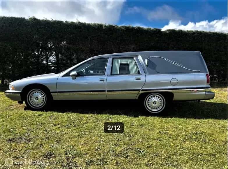 Buick Roadmaster 1994 BUICK Roadmaster BESTATTER 260 PS LT1 02/1994-photo-1
