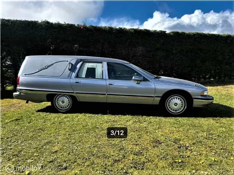 Buick Roadmaster 1994 BUICK Roadmaster BESTATTER 260 PS LT1 02/1994-photo-2