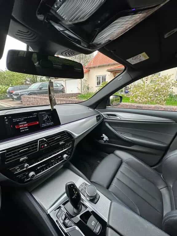 BMW 530 d xDrive Touring A - 07/2017-photo-7