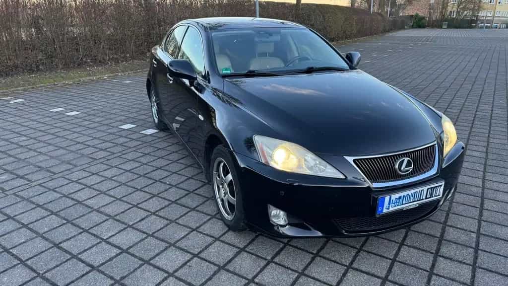 Lexus IS 220 220d Luxury Line Luxury Line 02/2007-photo-0