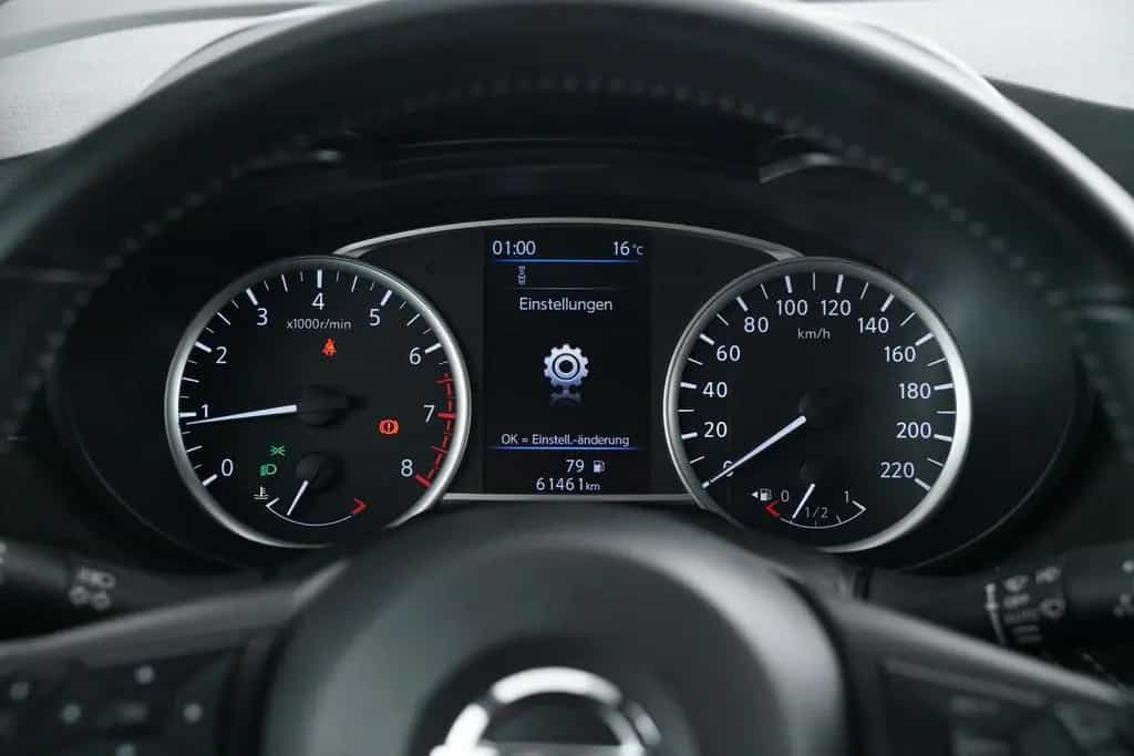 Nissan Micra N-SPORT 1.0 KAT -SCHECKHEFT GEPFLEGT- 03/2019-photo-18