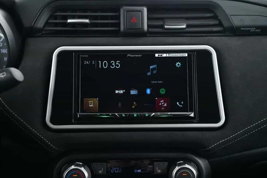 Nissan Micra N-SPORT 1.0 KAT -SCHECKHEFT GEPFLEGT- 03/2019-photo-19