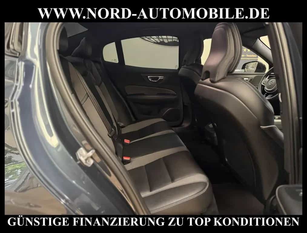 Volvo S60 Lim. R-Design AUTOMATIK *HUD*STHZ*LED*19Z* 05/2022-photo-17