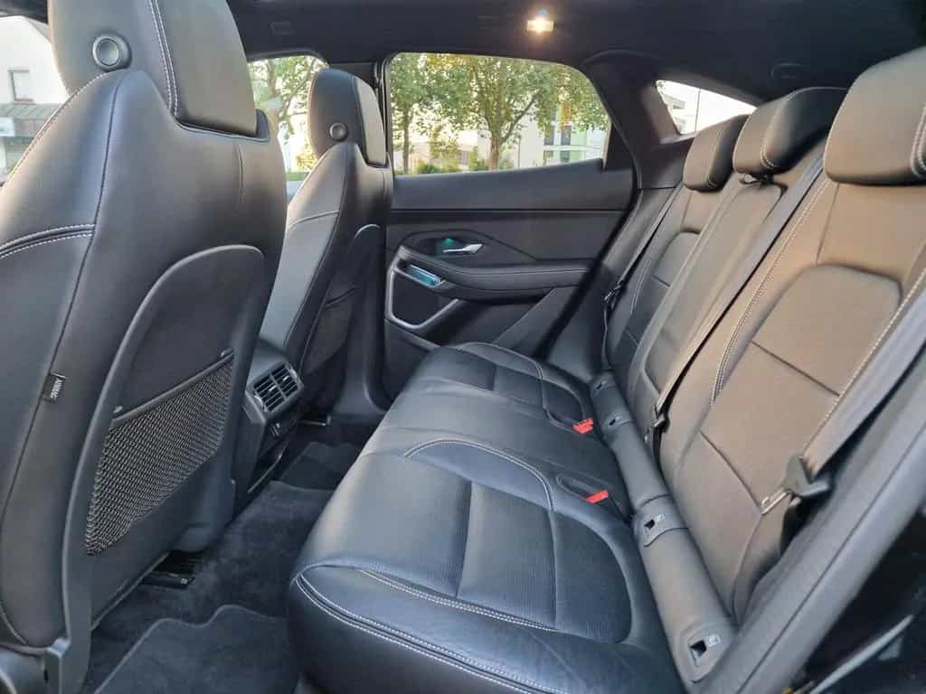 Jaguar E-Pace P300 R-Dynamic SE AWD +PANO+MERIDIAN+ 07/2020-photo-11