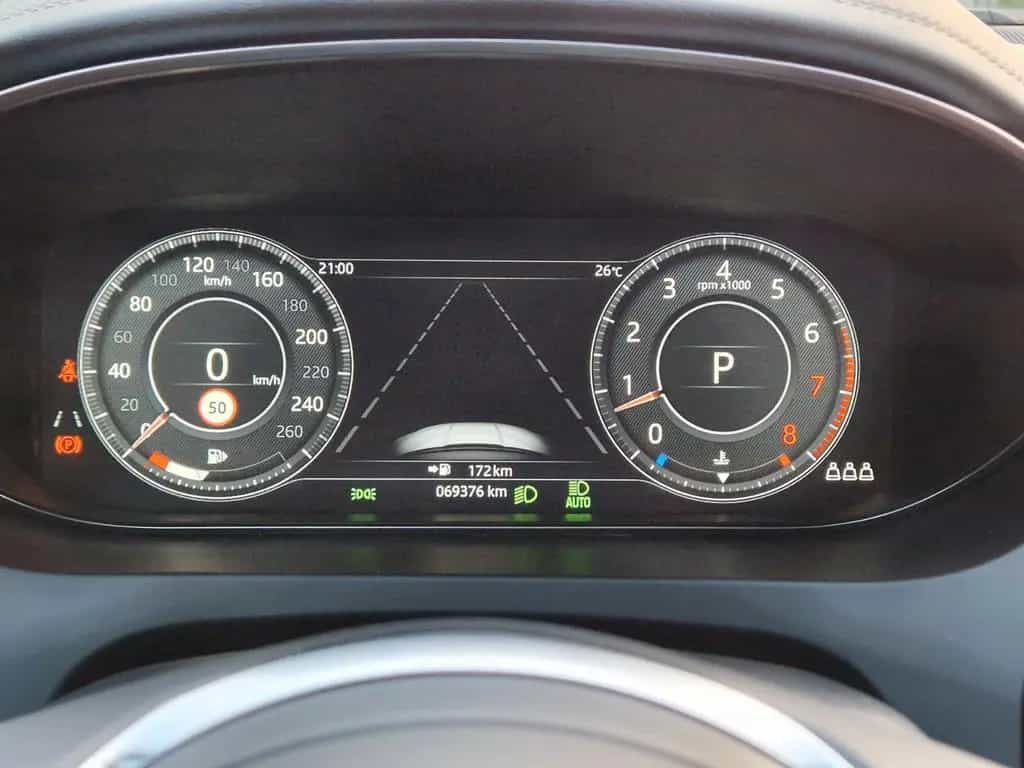 Jaguar E-Pace P300 R-Dynamic SE AWD +PANO+MERIDIAN+ 07/2020-photo-20