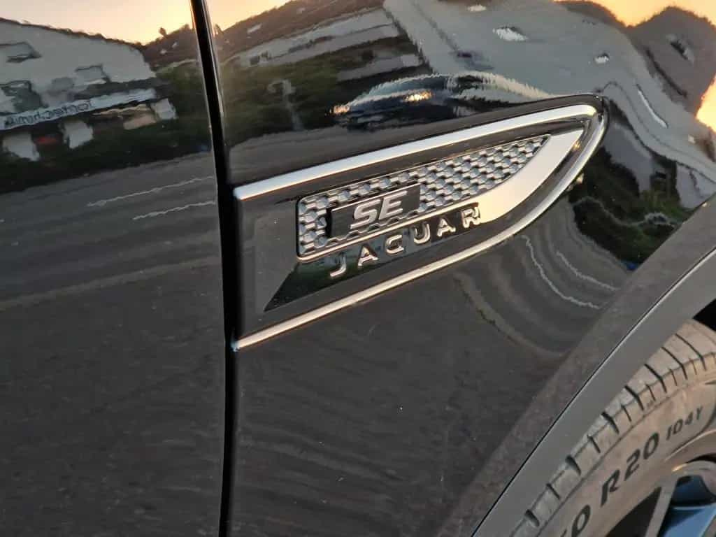 Jaguar E-Pace P300 R-Dynamic SE AWD +PANO+MERIDIAN+ 07/2020-photo-34
