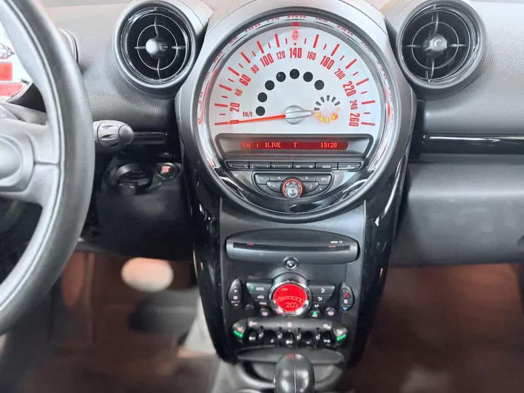 MINI Cooper Countryman Cooper Automatik/ PANO/ PDC 03/2014-photo-35