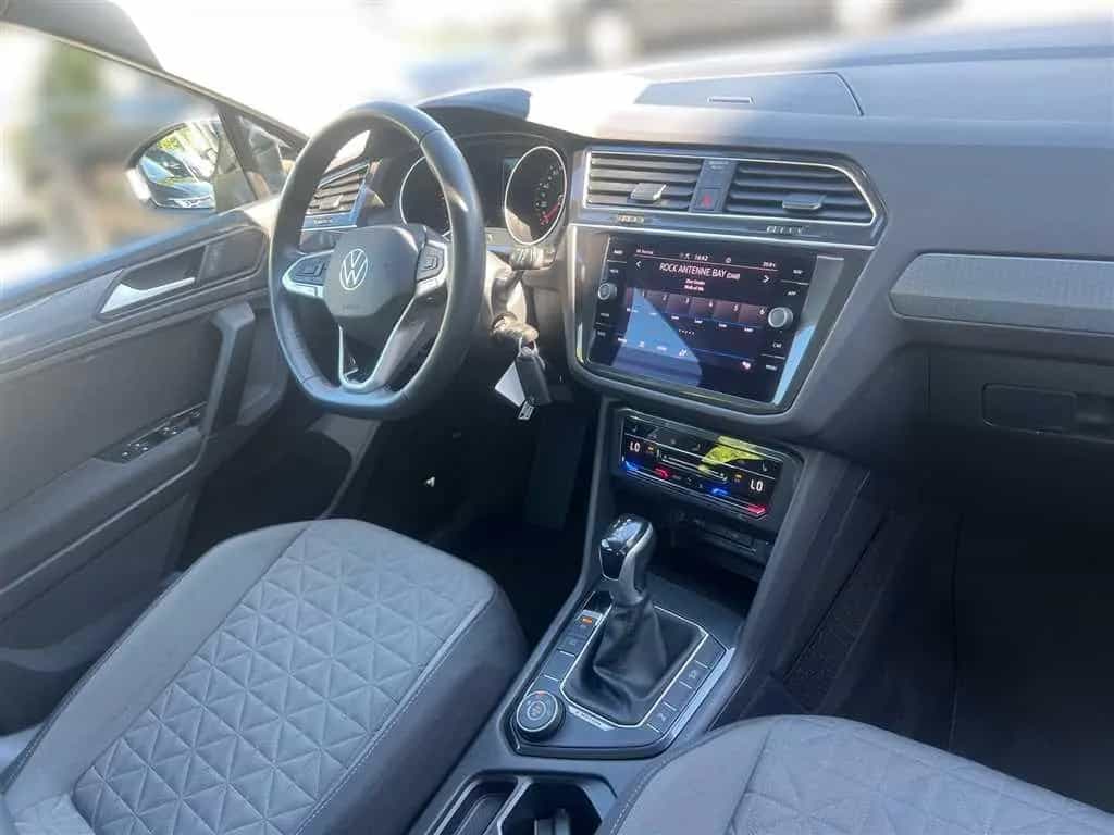 Volkswagen Tiguan Life 2.0 TDI 4MOTION DSG 07/2023-photo-17