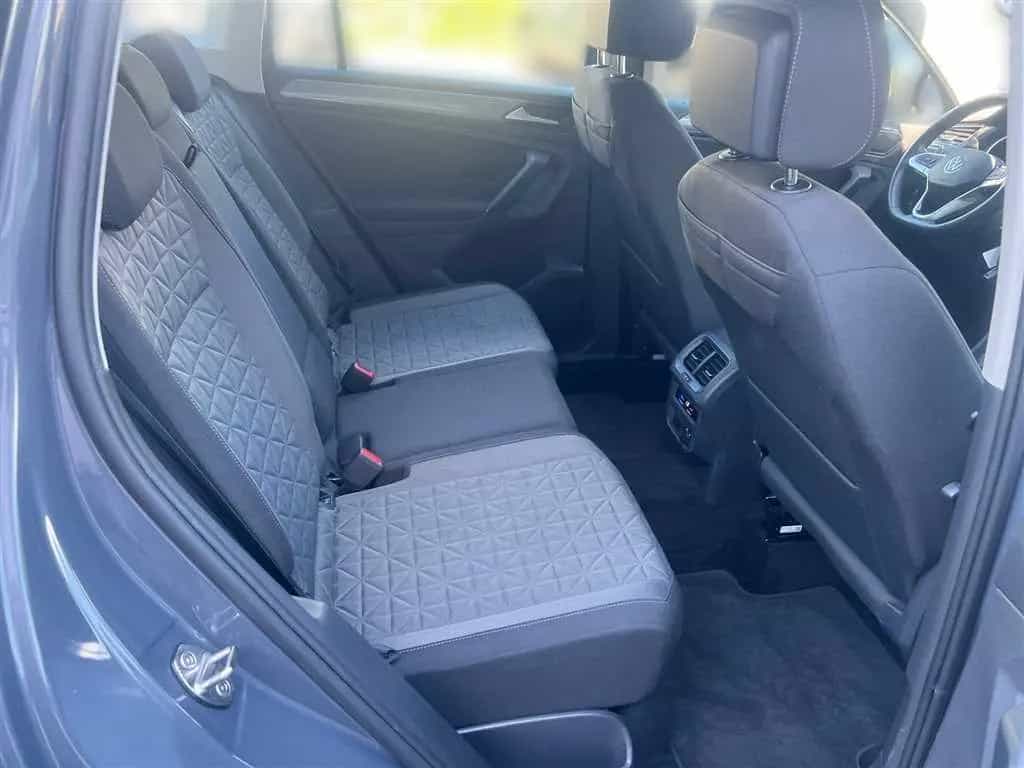 Volkswagen Tiguan Life 2.0 TDI 4MOTION DSG 07/2023-photo-18