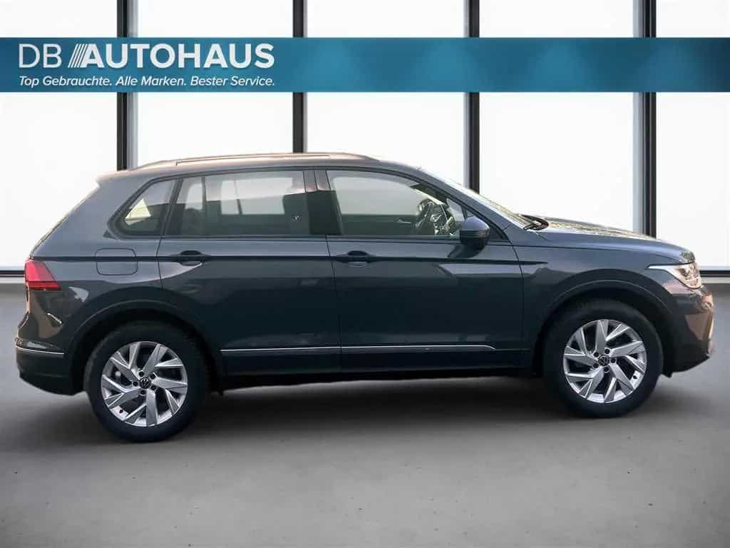 Volkswagen Tiguan Life 2.0 TDI 4MOTION DSG 07/2023-photo-2
