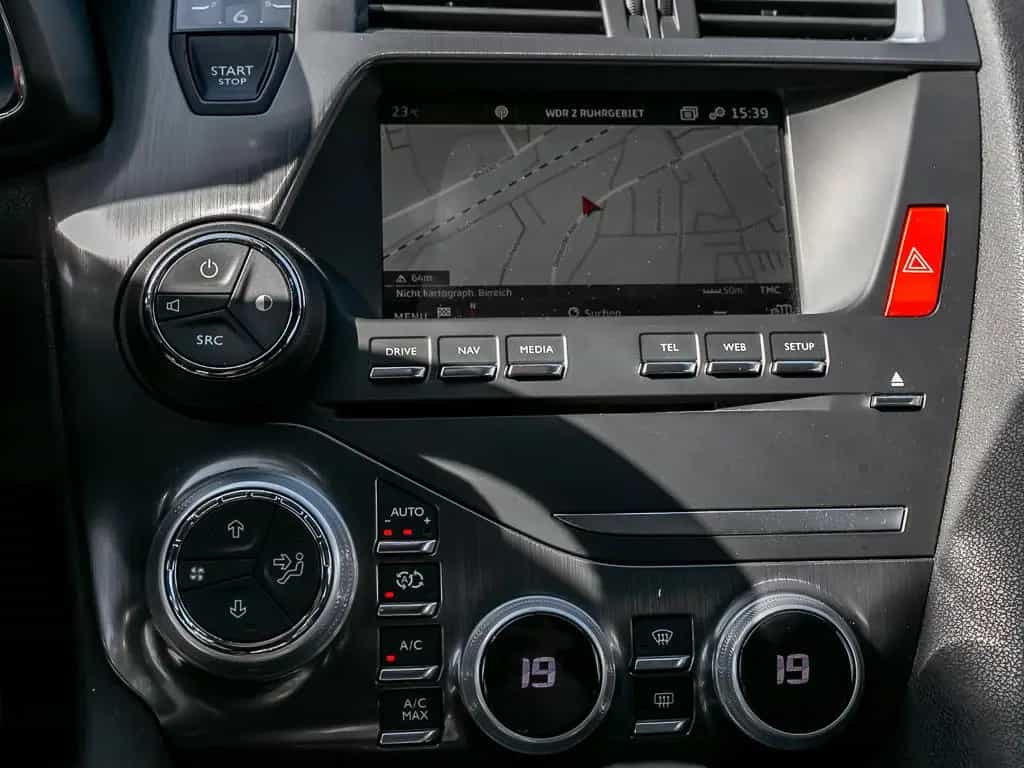 DS Automobiles DS5 2.0 Basis Navi Kamera Massagesitz Sitzh. 12/2017-photo-11