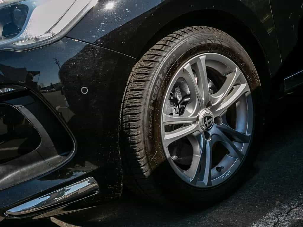 DS Automobiles DS5 2.0 Basis Navi Kamera Massagesitz Sitzh. 12/2017-photo-2