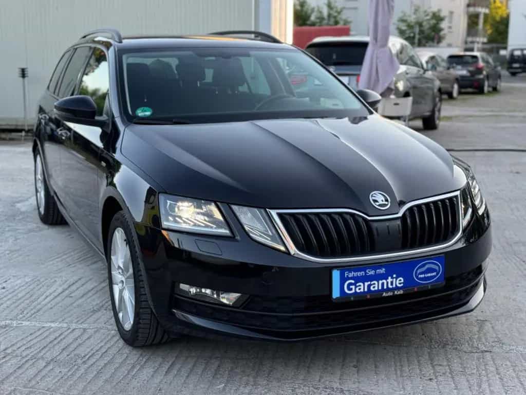 Skoda Octavia Combi 1.8 TSI Drive / DSG / LED / AHK 04/2017-photo-2