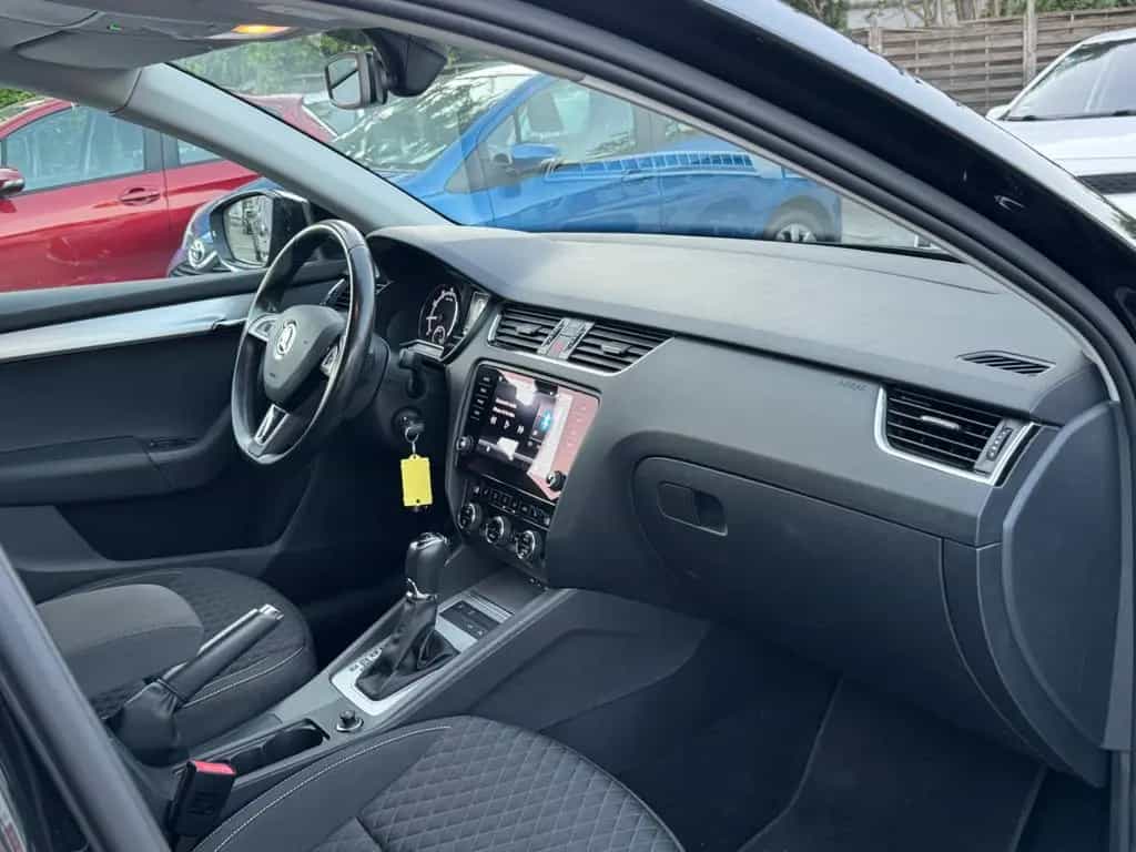 Skoda Octavia Combi 1.8 TSI Drive / DSG / LED / AHK 04/2017-photo-20