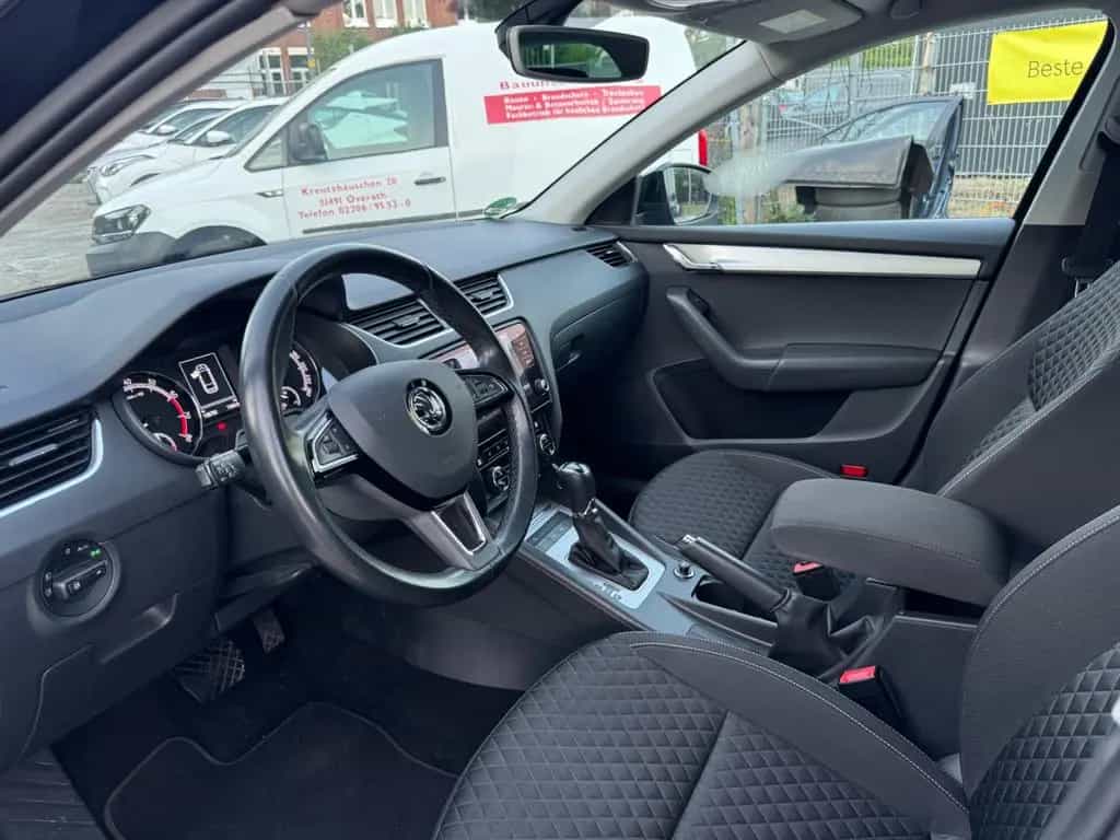 Skoda Octavia Combi 1.8 TSI Drive / DSG / LED / AHK 04/2017-photo-22