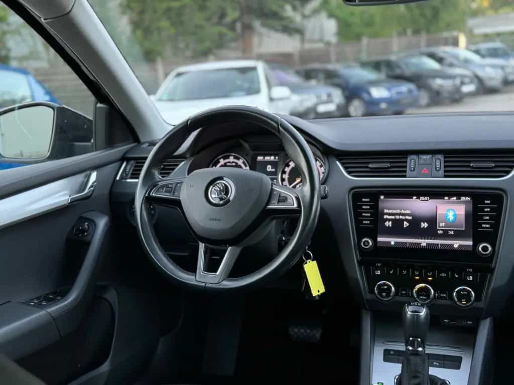 Skoda Octavia Combi 1.8 TSI Drive / DSG / LED / AHK 04/2017-photo-5